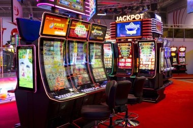 miya app interface showing Hip Hop Panda table and betting controls